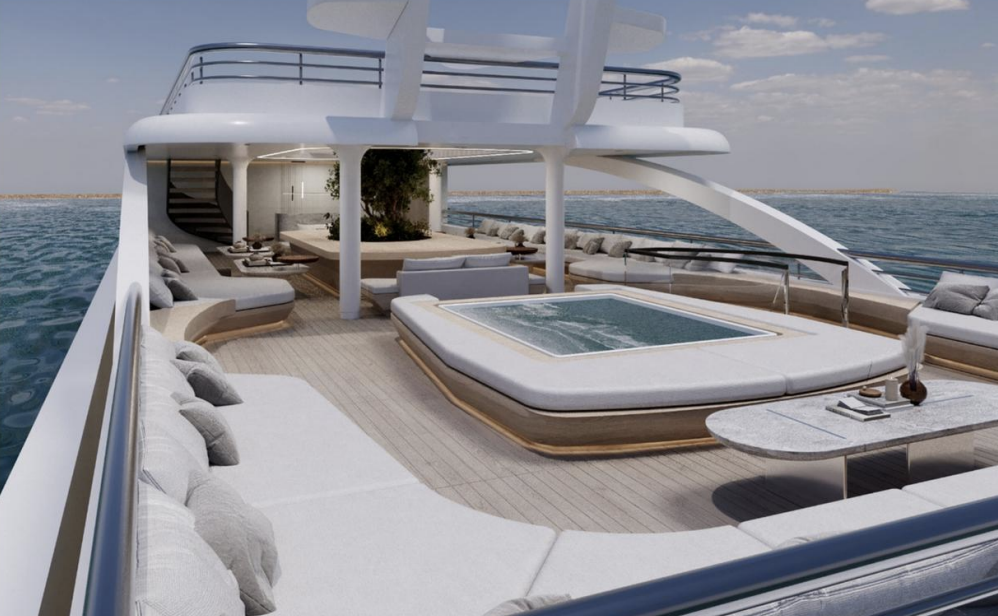 Pool and jacuzzi on the deck